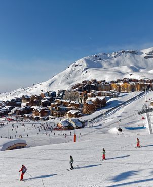 Which ski resorts are near Reims?