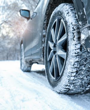 Mountain Law 2025: everything you need to know about mandatory snow tires before hitting the road