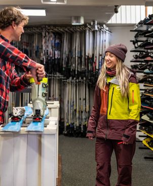 Ski equipment maintenance: Sport 2000 expertise for safe and high-performing equipment